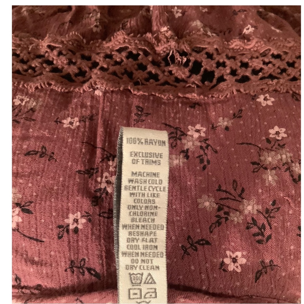 American Rag Mauve Floral Button-Up Blouse - Picture 4 of 5